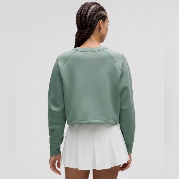 Lululemon✨Smooth Spacer Crop Pullover
Graphic EMBOSSED✨Softstreme✨Crater Blue✨12 - Picture 5 of 9